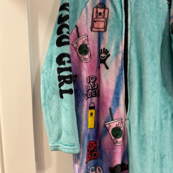 Girls Penelope Wildberry Preppy VSCO fleece onesie pajama - Picture 5 of 5